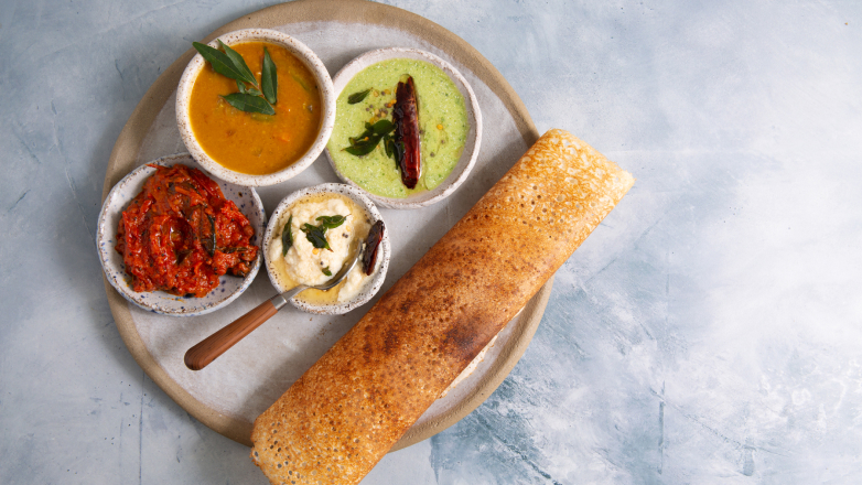 Plain Dosa with Coconut Chutney